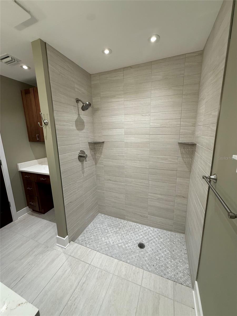 214 W COTTESMORE CIR, LONGWOOD, FL, 32779