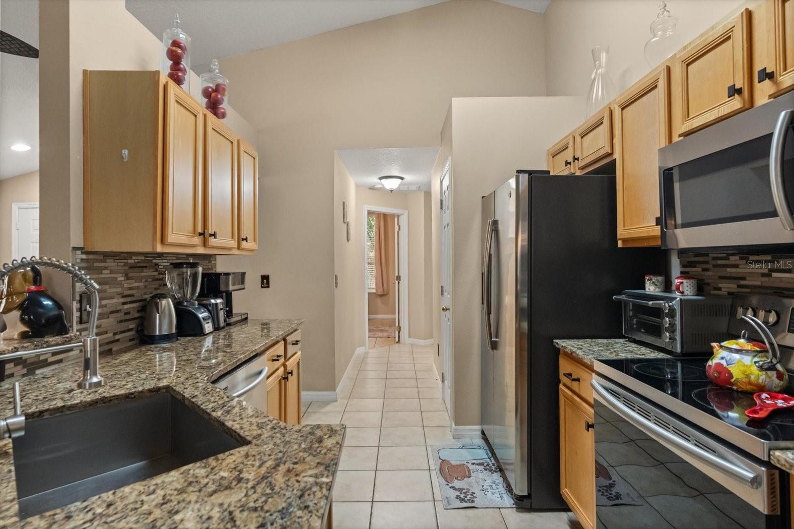 112 CORDOVA AVE, DAVENPORT, FL, 33897