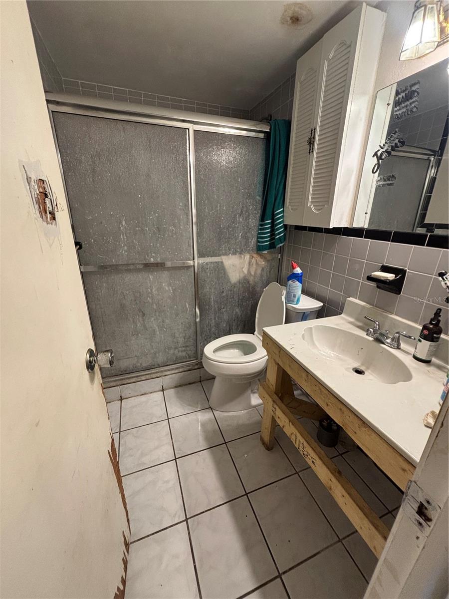 5815 18TH ST N #4, ST PETERSBURG, FL, 33714