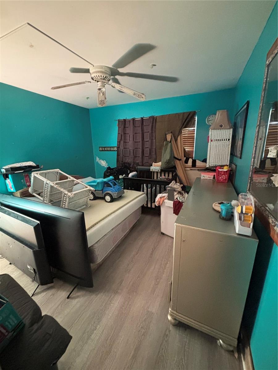 5815 18TH ST N #4, ST PETERSBURG, FL, 33714