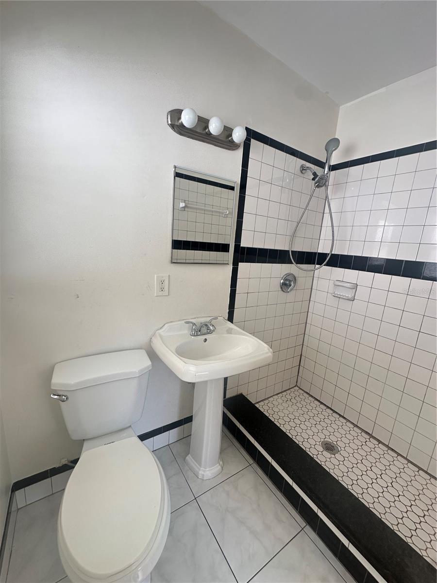 804 W ADALEE ST, TAMPA, FL, 33603