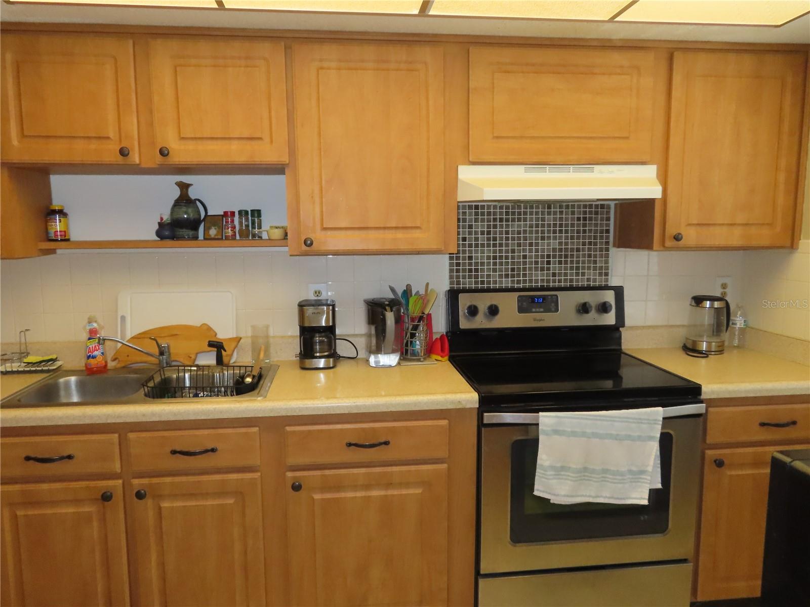 300 CLYDE LN #207, DUNEDIN, FL, 34698