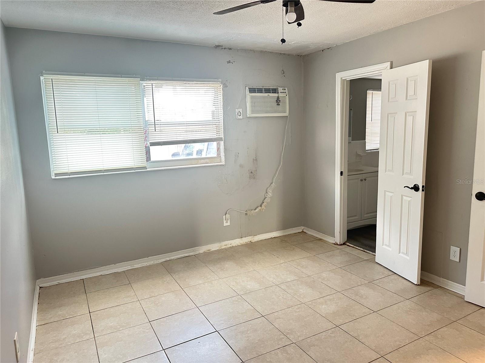 2800 4TH ST S #14, ST PETERSBURG, FL, 33705