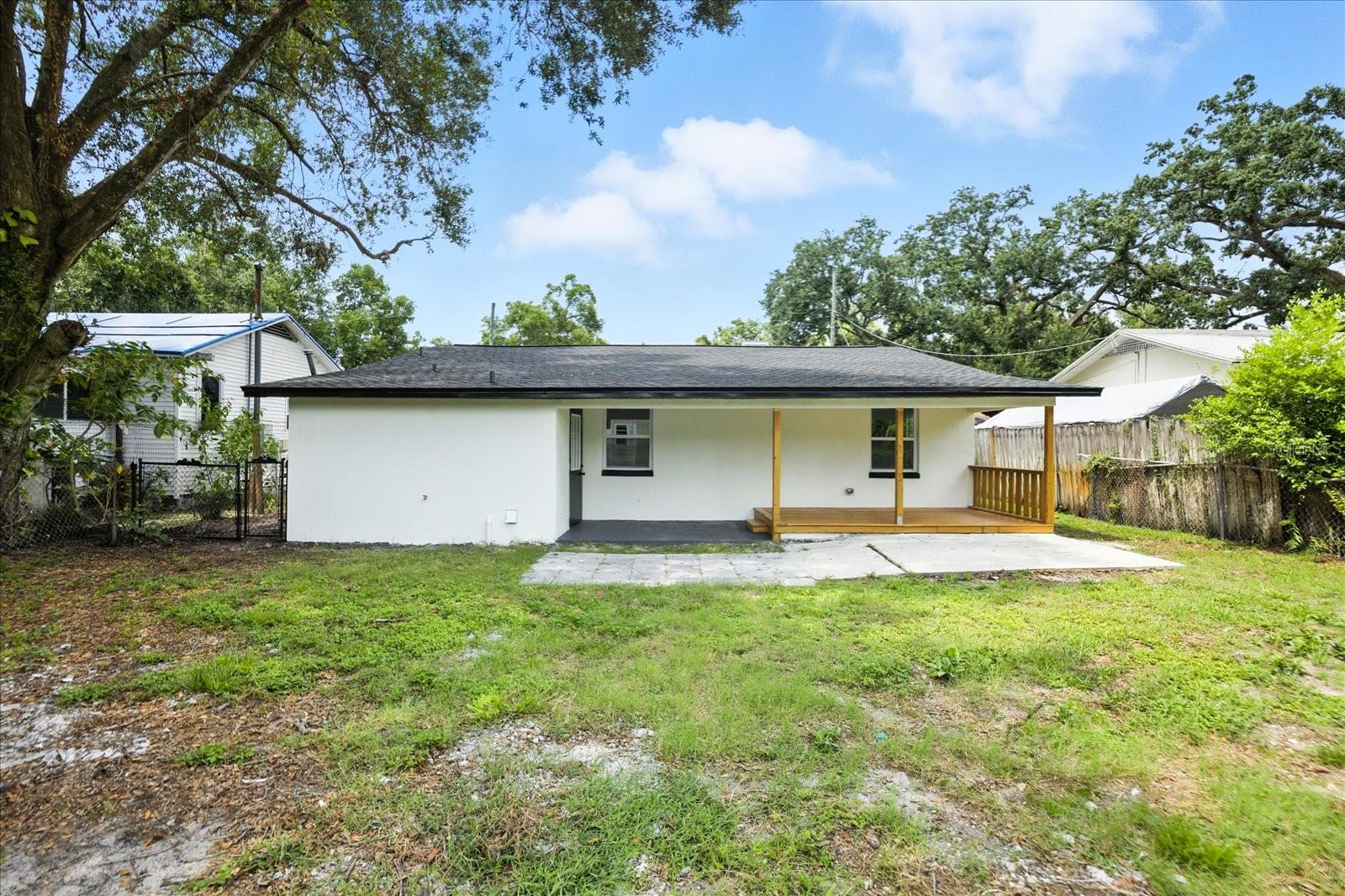 1009 E CRAWFORD ST, TAMPA, FL, 33604