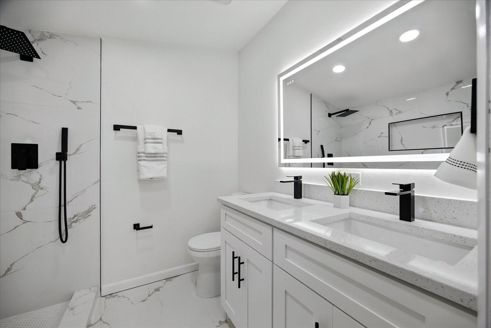 1009 E CRAWFORD ST, TAMPA, FL, 33604