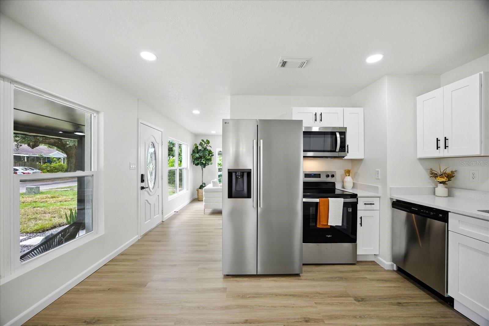 1009 E CRAWFORD ST, TAMPA, FL, 33604