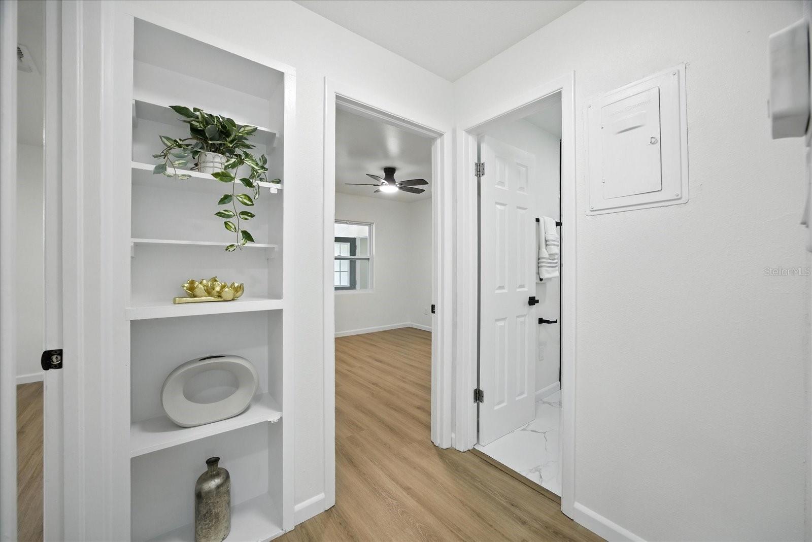 1009 E CRAWFORD ST, TAMPA, FL, 33604