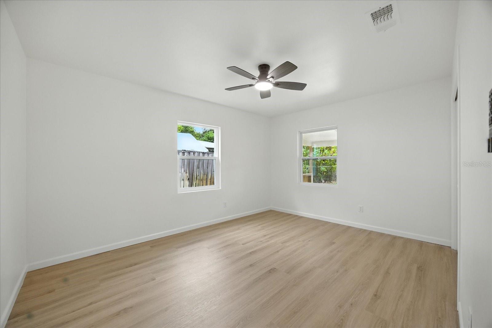 1009 E CRAWFORD ST, TAMPA, FL, 33604