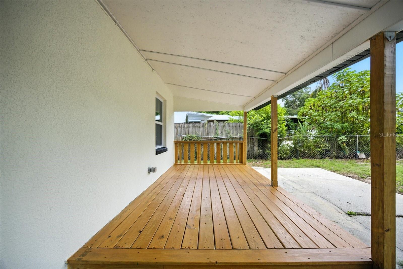 1009 E CRAWFORD ST, TAMPA, FL, 33604