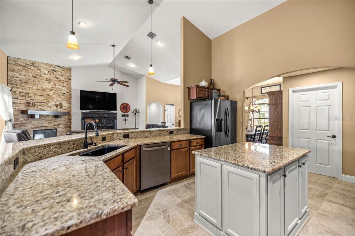 6143 SE 10TH PL, OCALA, FL, 34472