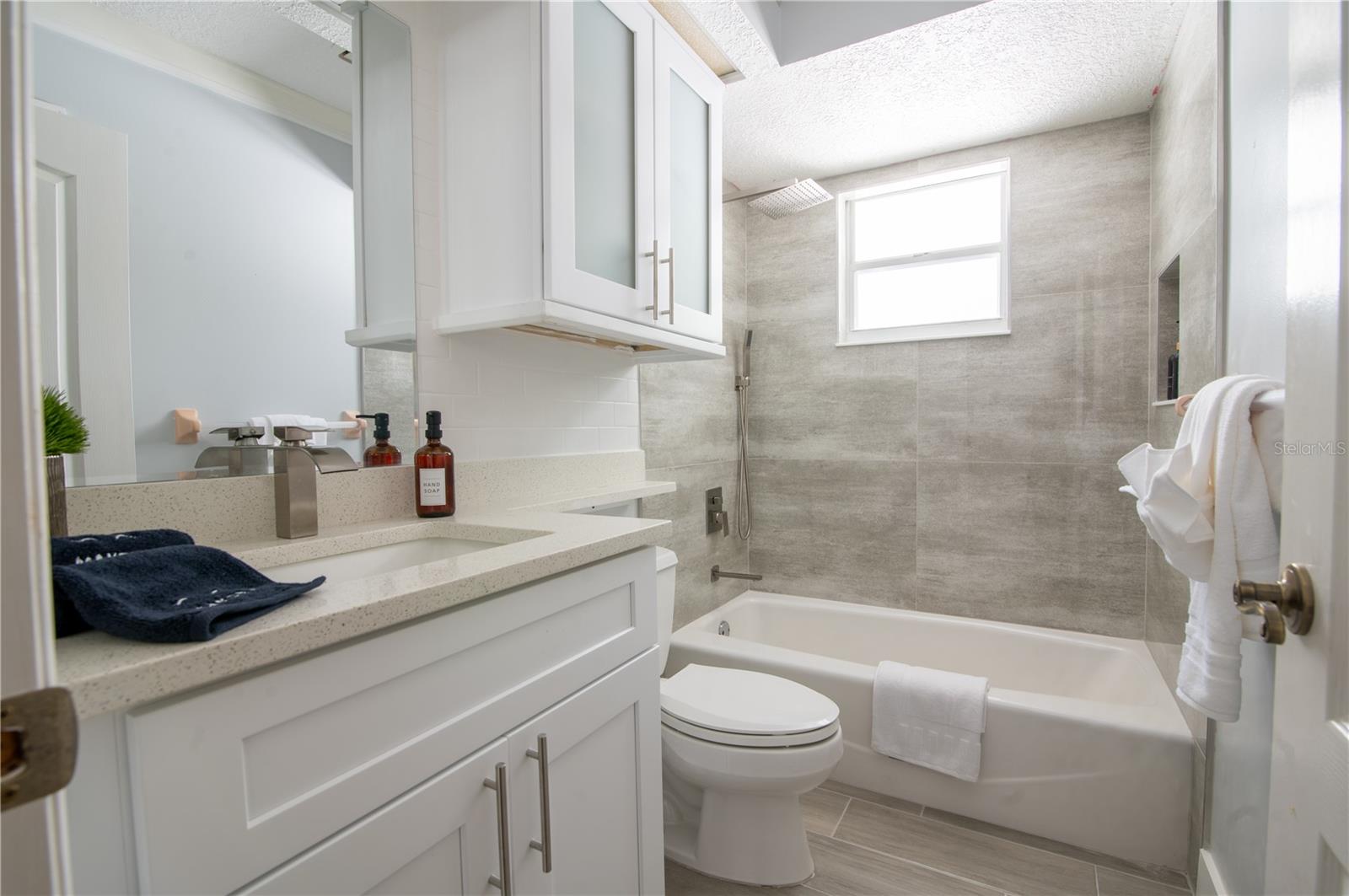 6908 ARBOR OAKS CIR, BRADENTON, FL, 34209