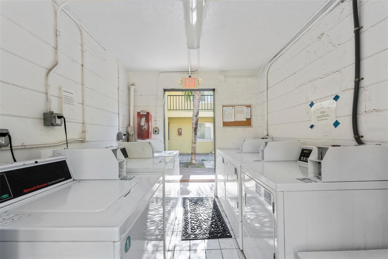 3206 W AZEELE ST #104, TAMPA, FL, 33609