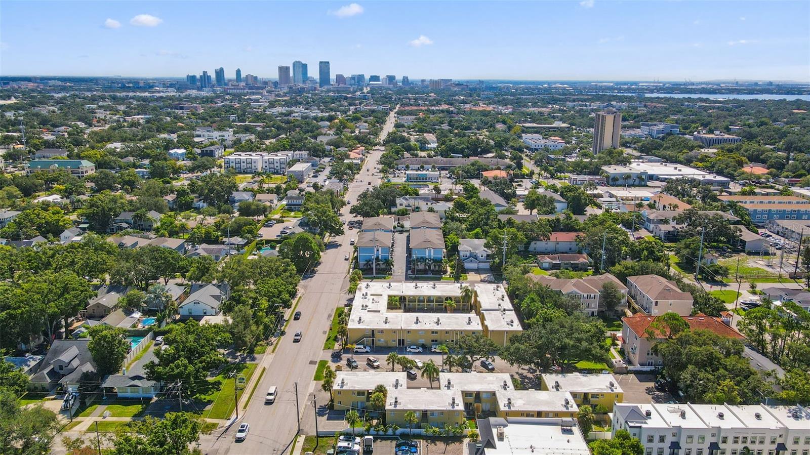 3206 W AZEELE ST #104, TAMPA, FL, 33609