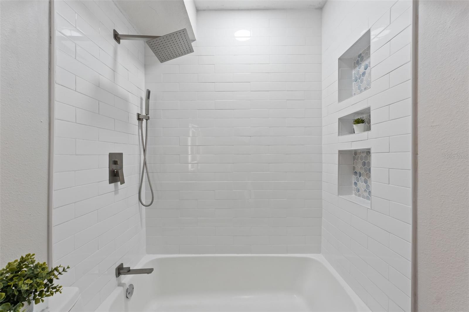 3206 W AZEELE ST #104, TAMPA, FL, 33609