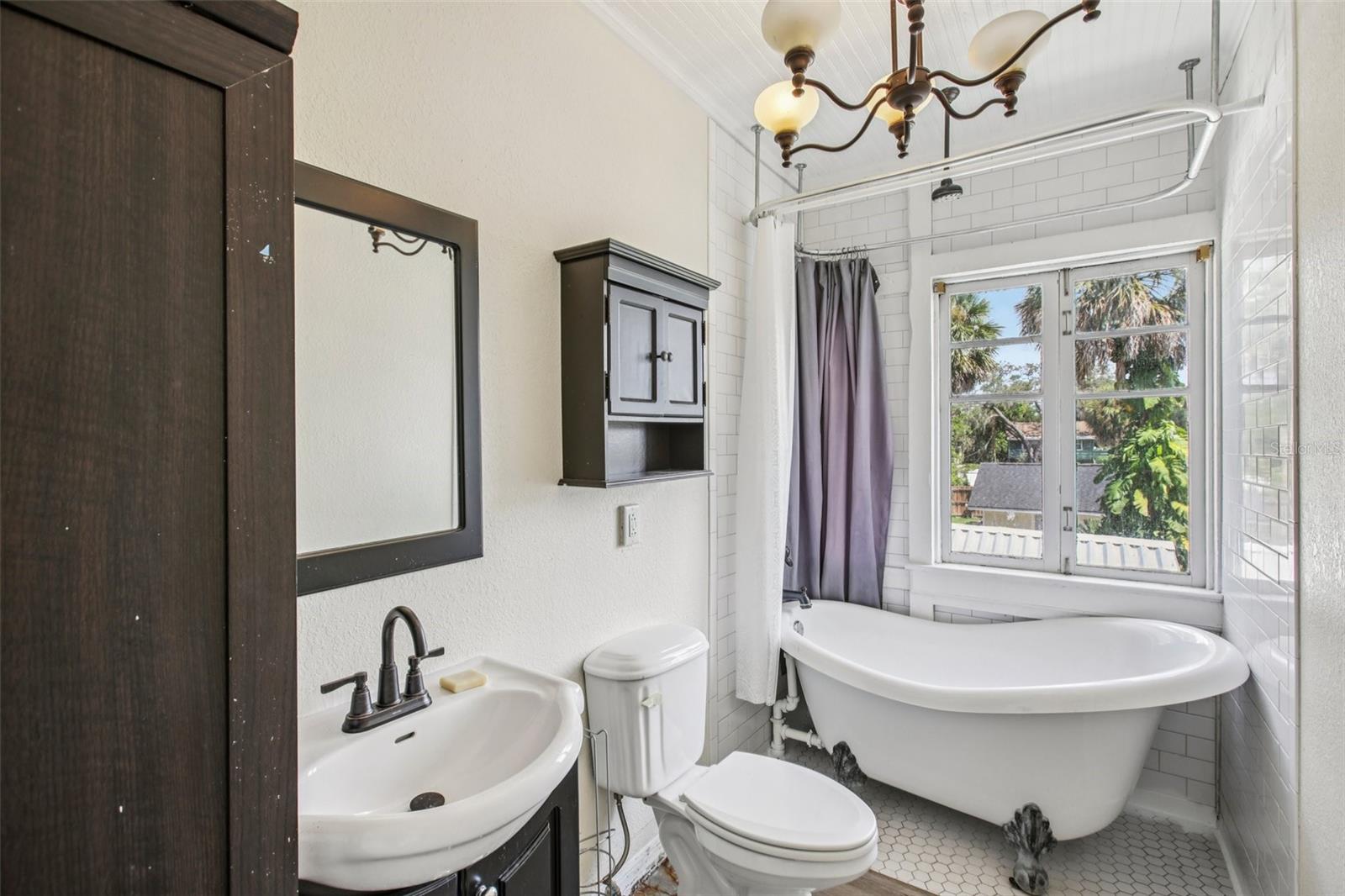 321 E ORANGE ST, TARPON SPRINGS, FL, 34689