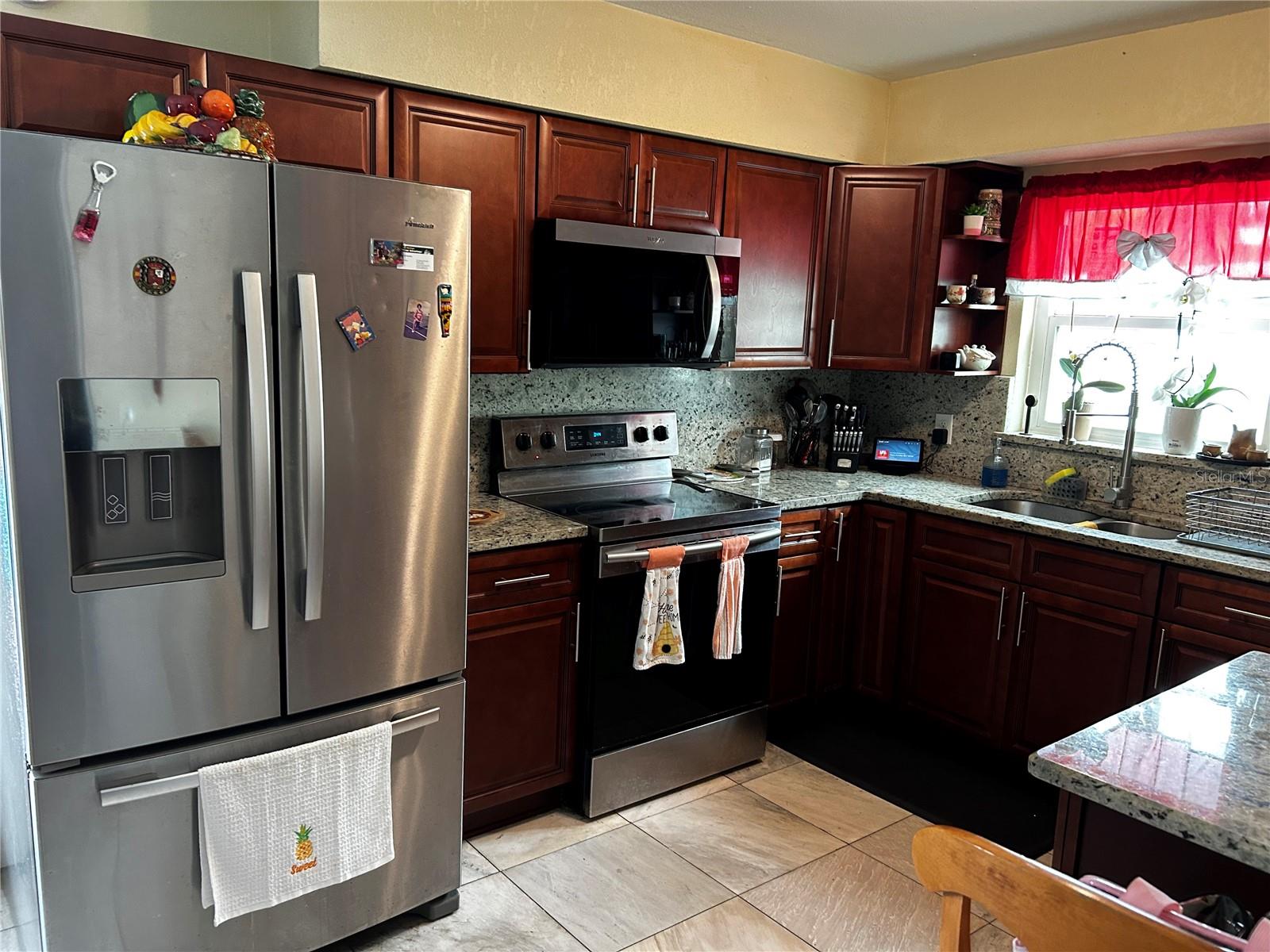 8425 DIMARE DR, ORLANDO, FL, 32822