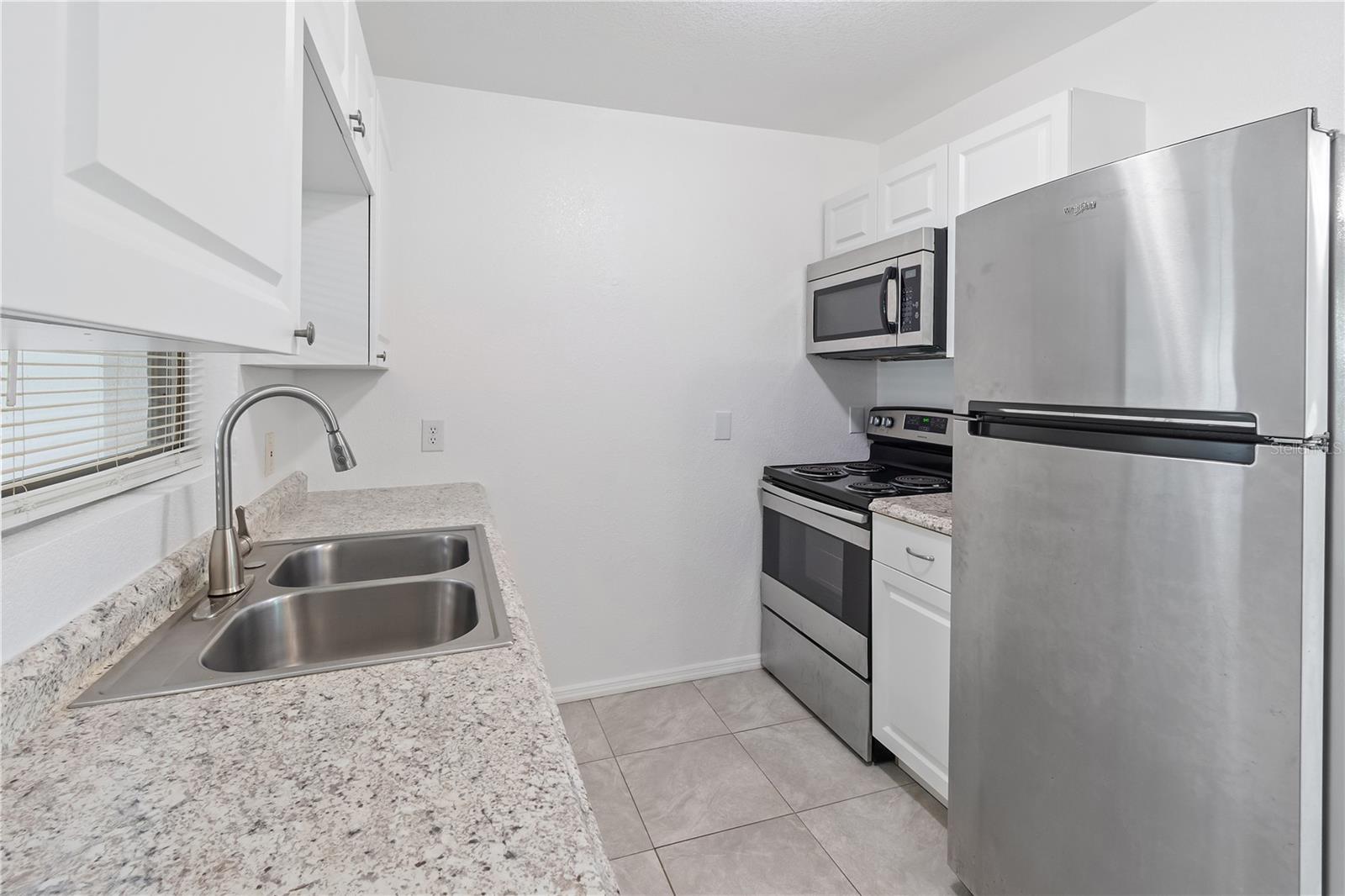 2125 REYNOLDS RD #10, LAKELAND, FL, 33801