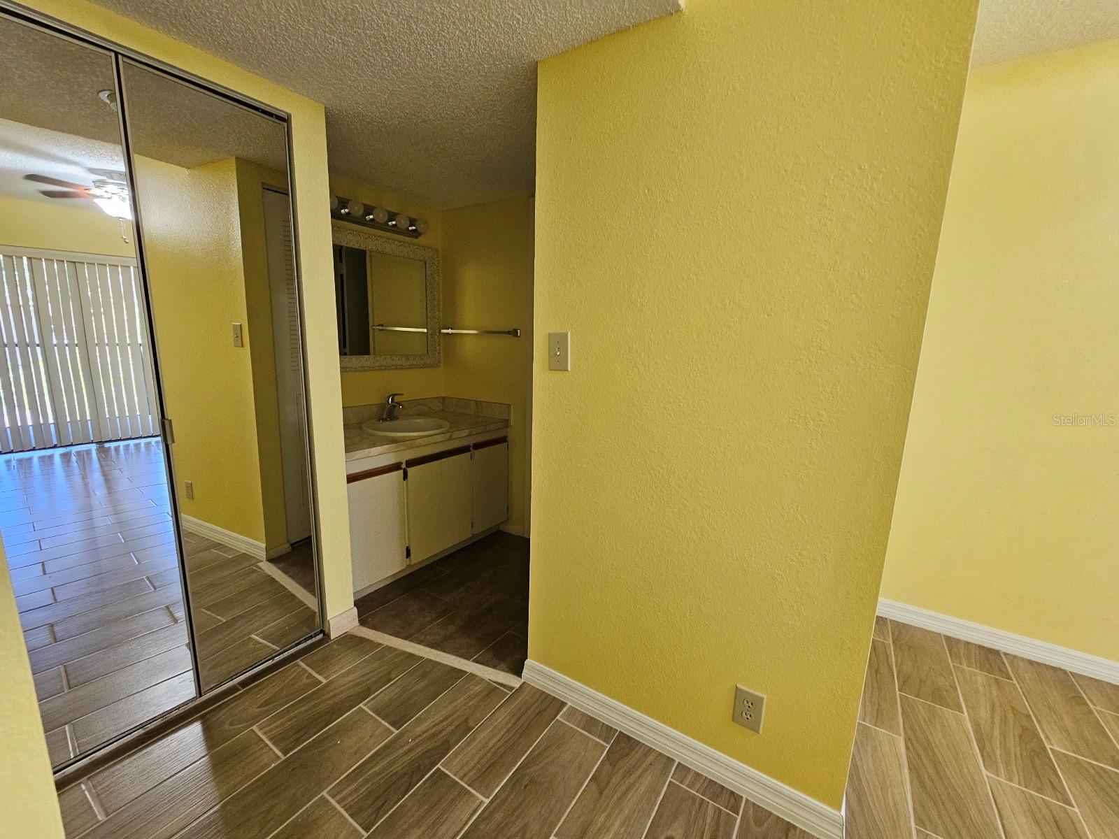 19505 QUESADA AVE #B203, PORT CHARLOTTE, FL, 33948