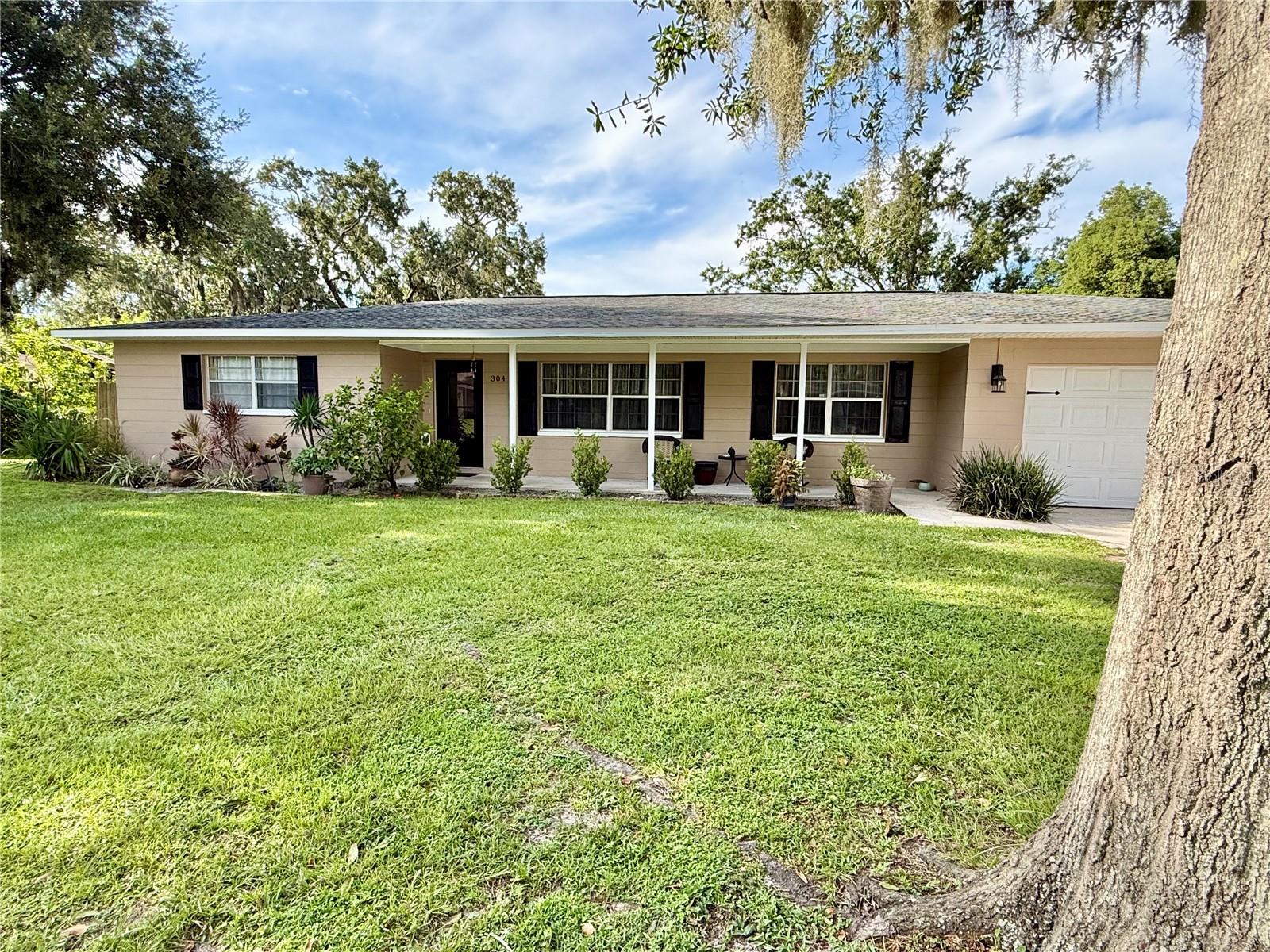 304 BLUEBIRD AVE, LAKELAND, FL, 33809