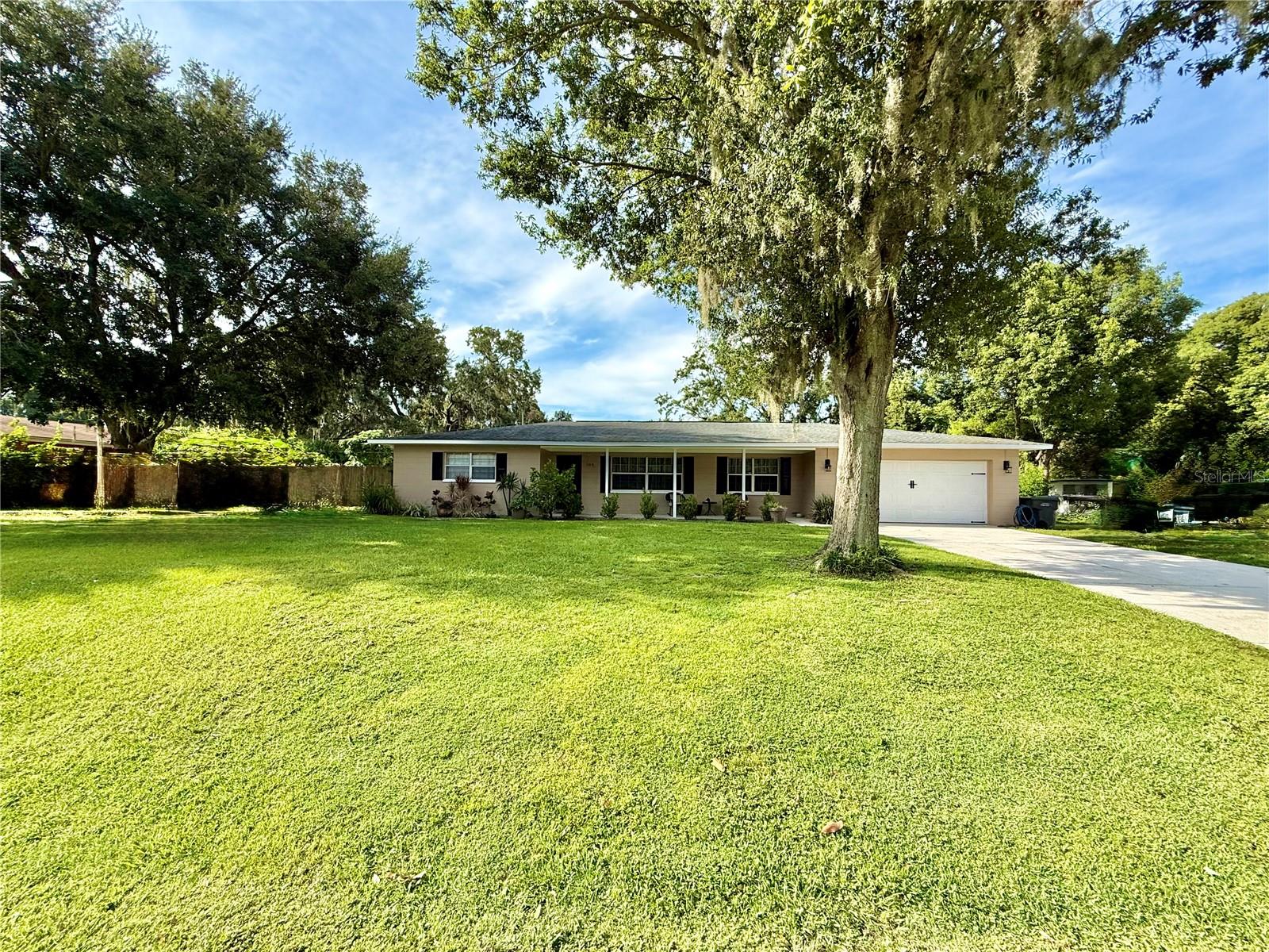304 BLUEBIRD AVE, LAKELAND, FL, 33809