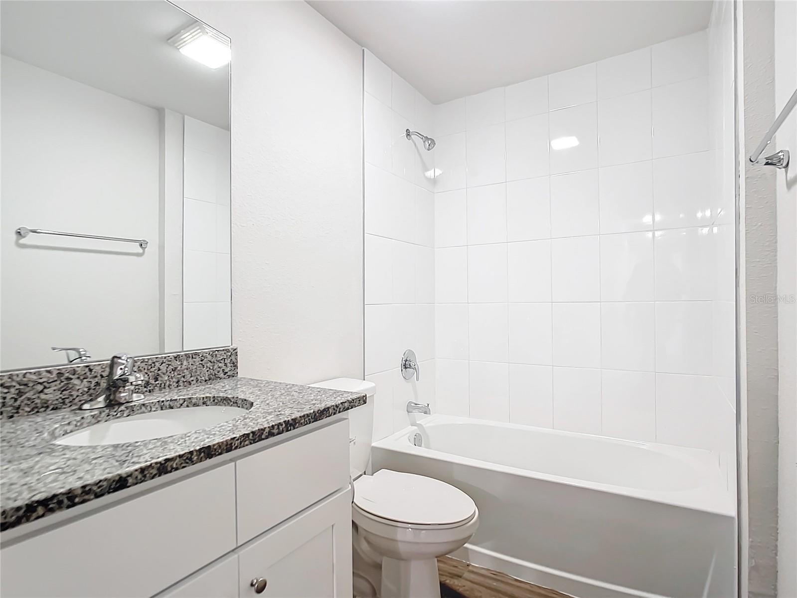 1193 NW VICTORIA AVE, PORT CHARLOTTE, FL, 33948