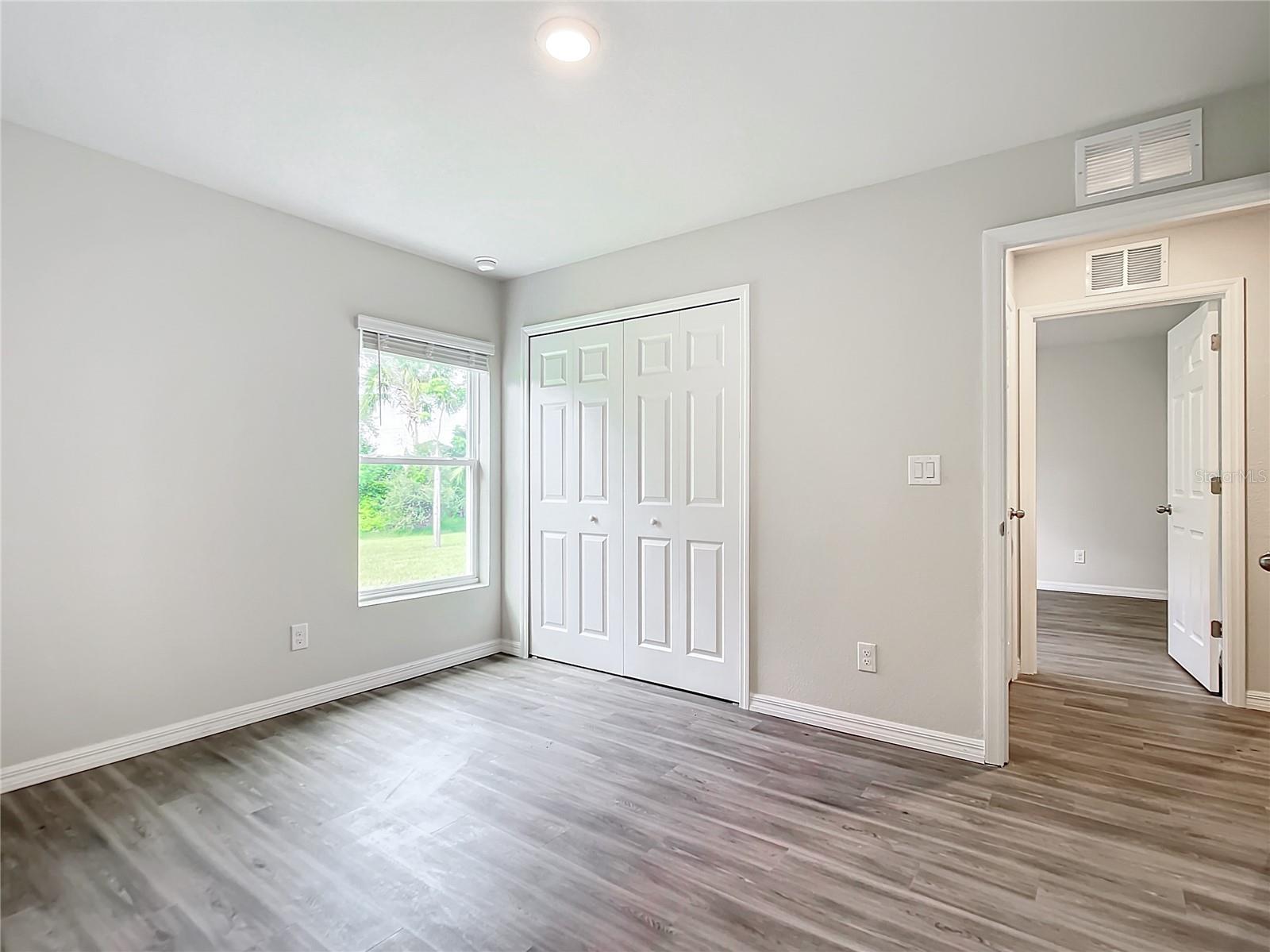 1193 NW VICTORIA AVE, PORT CHARLOTTE, FL, 33948