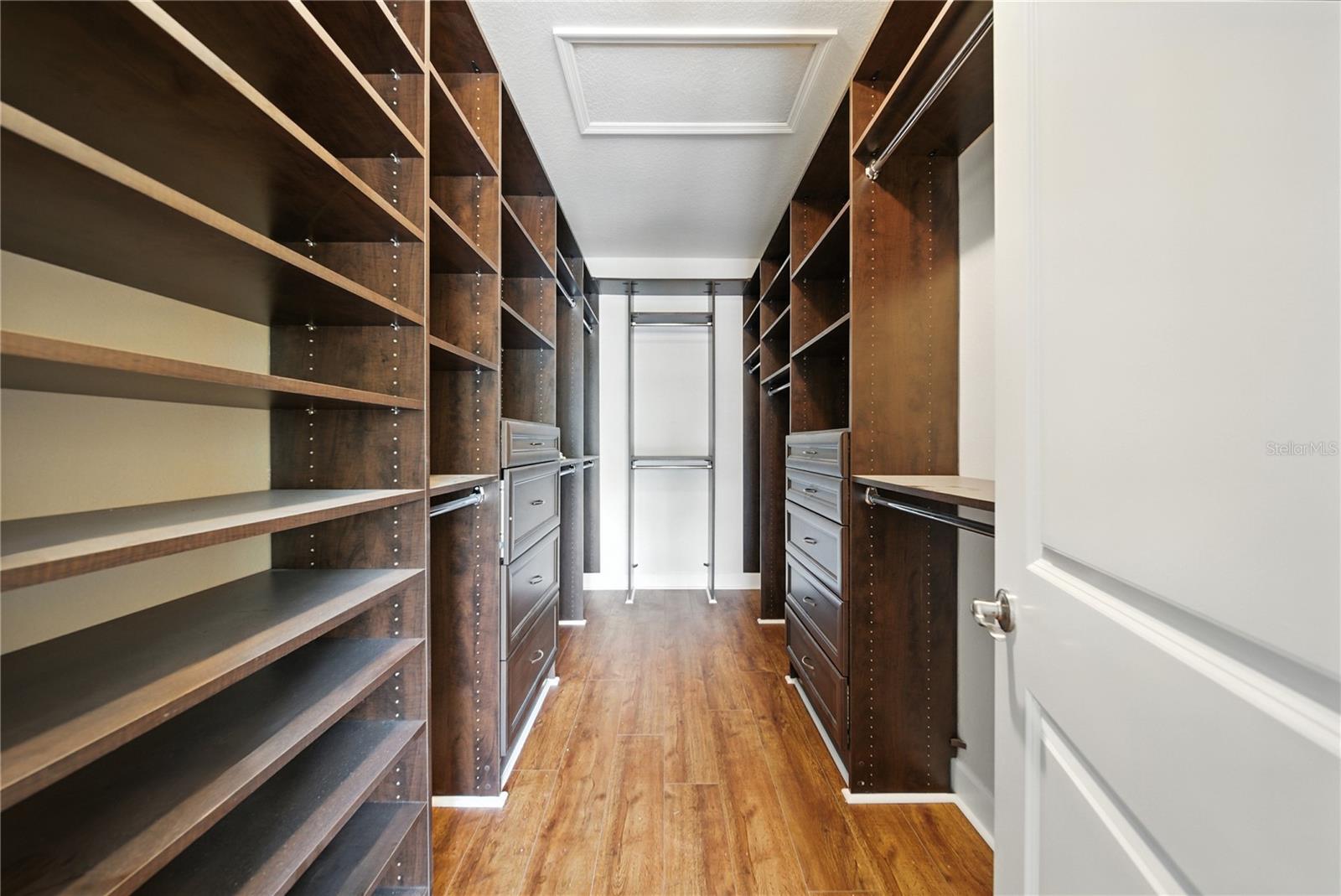 8209 DUNHAM STATION DR, TAMPA, FL, 33647