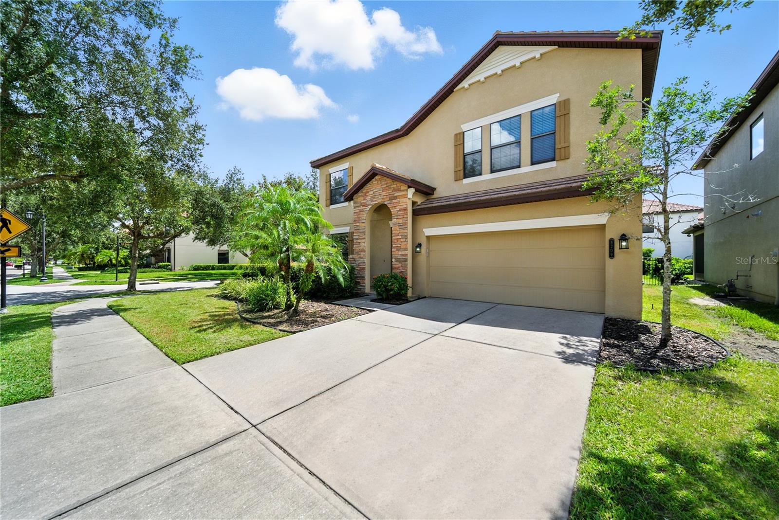 8209 DUNHAM STATION DR, TAMPA, FL, 33647