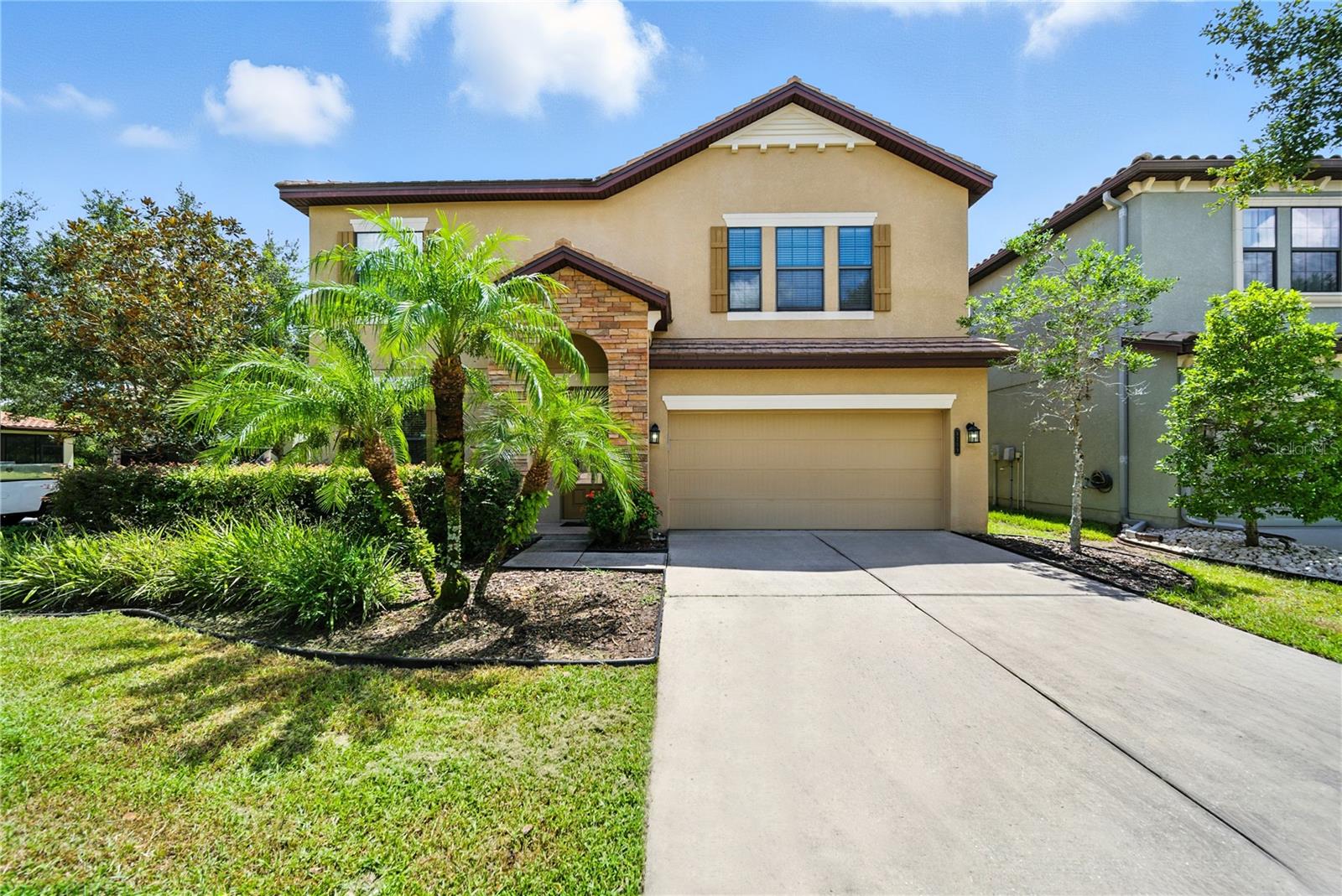 8209 DUNHAM STATION DR, TAMPA, FL, 33647