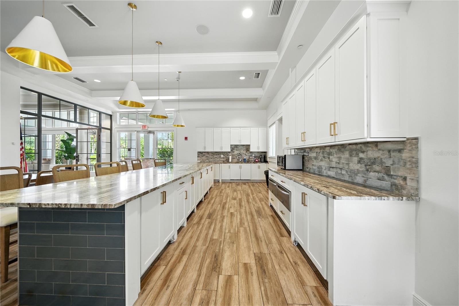 8209 DUNHAM STATION DR, TAMPA, FL, 33647