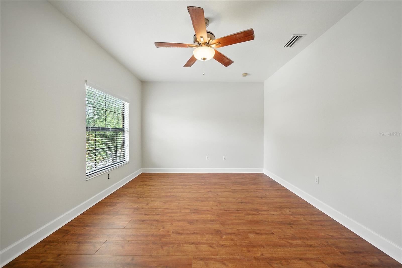 8209 DUNHAM STATION DR, TAMPA, FL, 33647