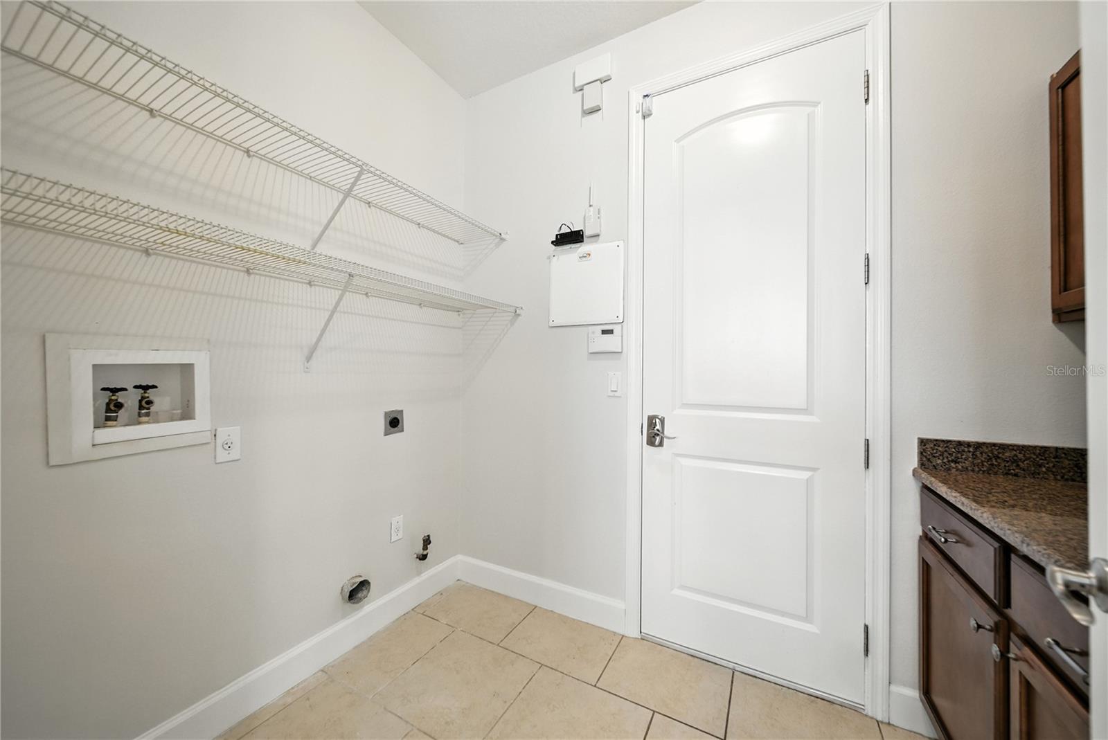 8209 DUNHAM STATION DR, TAMPA, FL, 33647