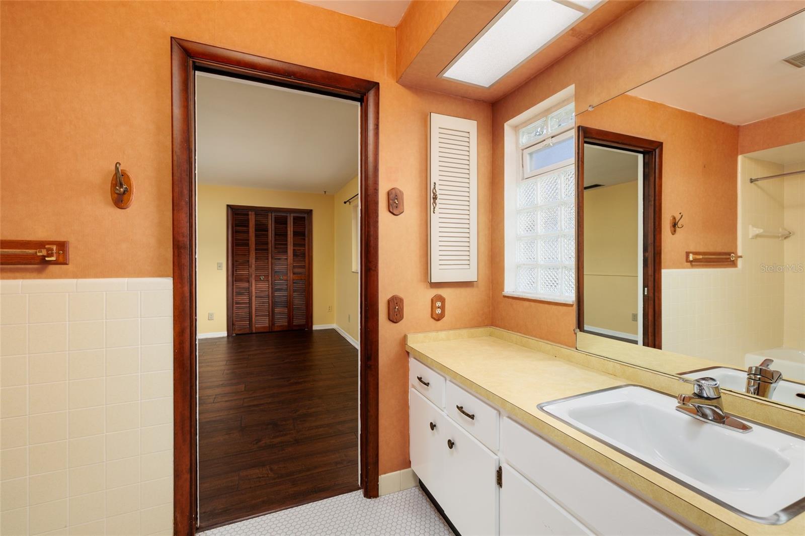 1027 GROVEWOOD CT, CLEARWATER, FL, 33764