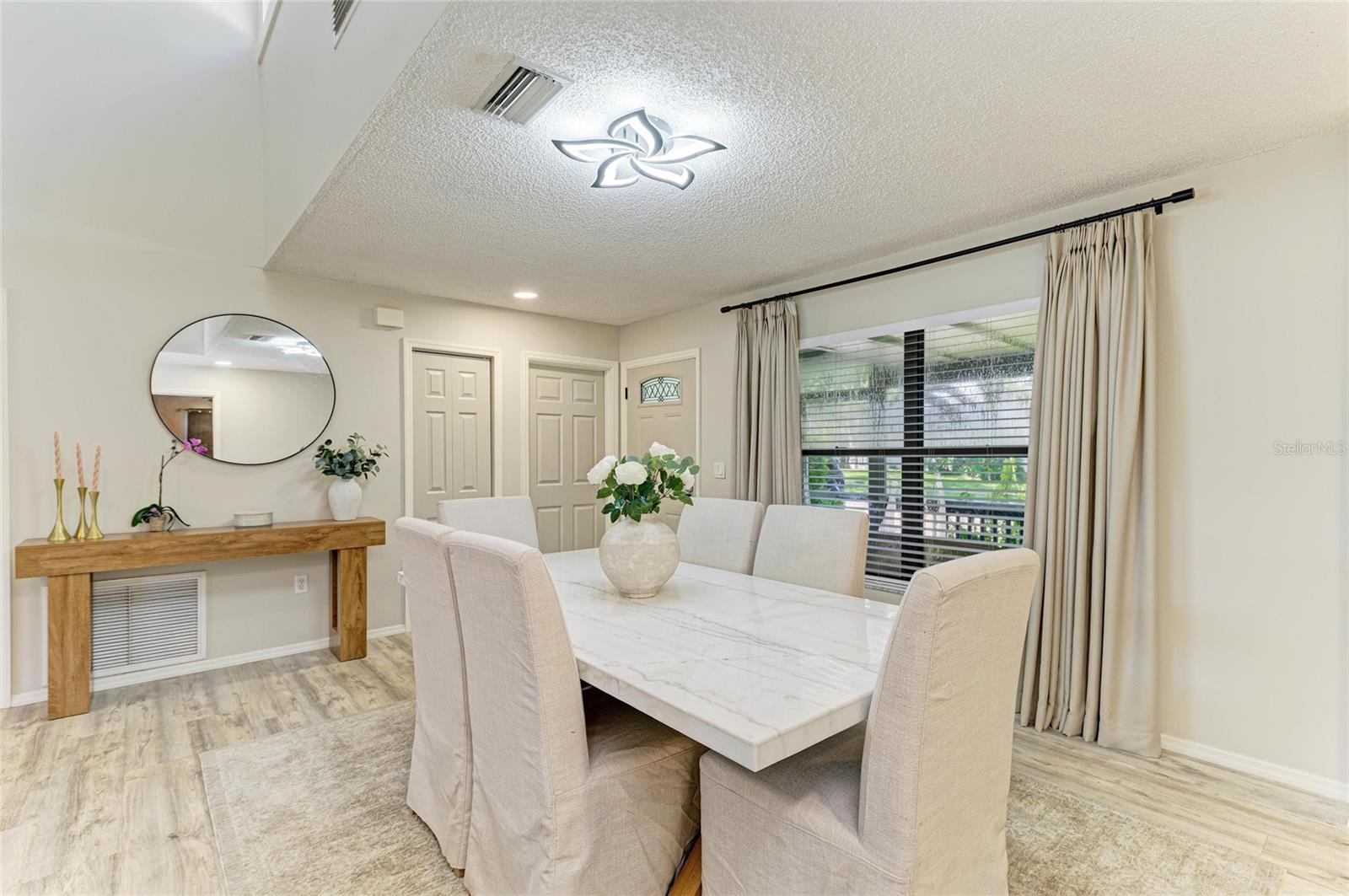 A4662359 Property Photo