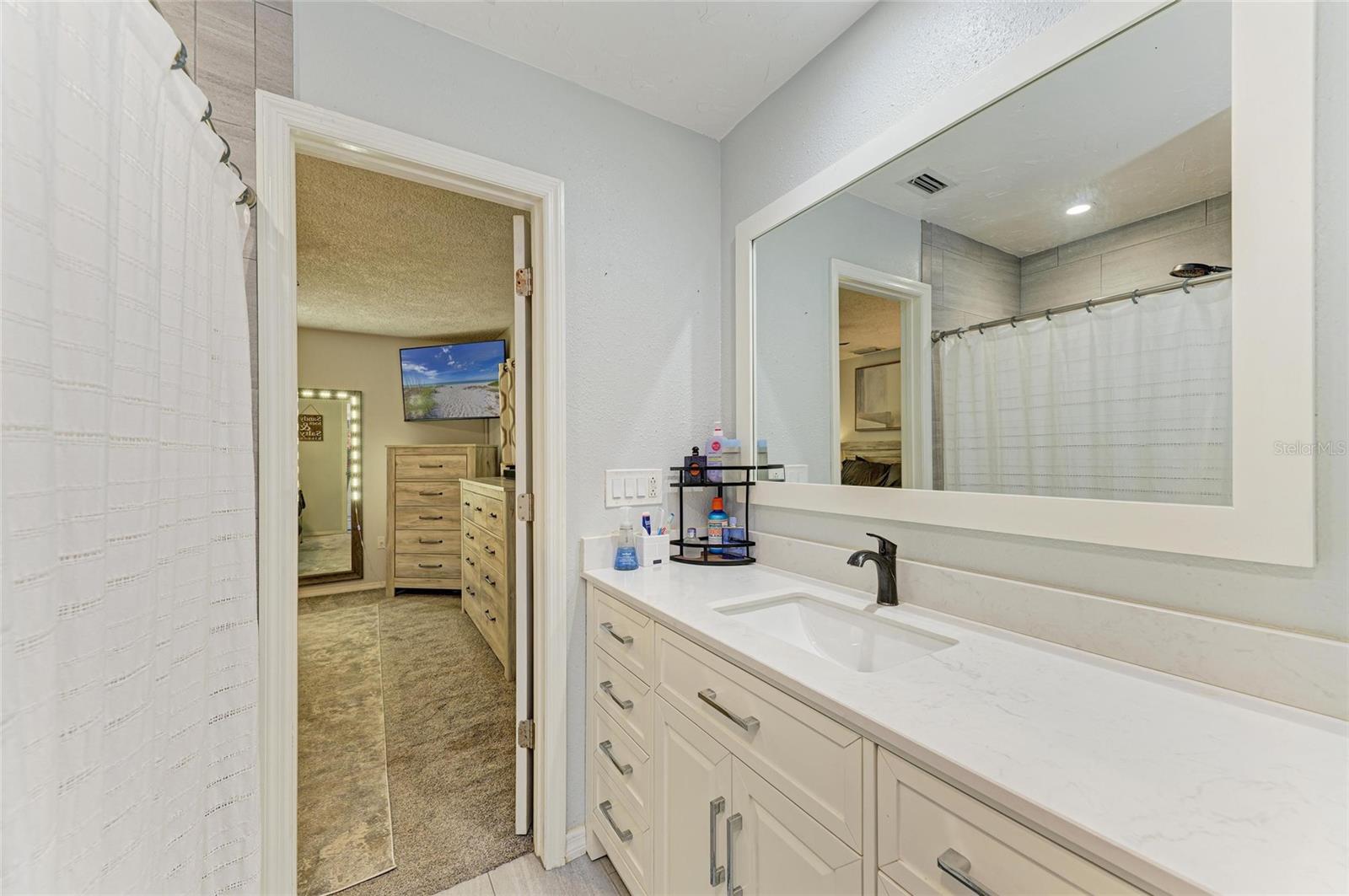 A4662359 Property Photo