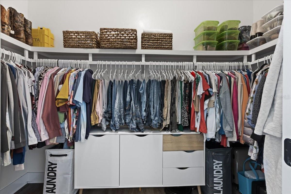 9300 EMILY DR, FANNING SPRINGS, FL, 32693