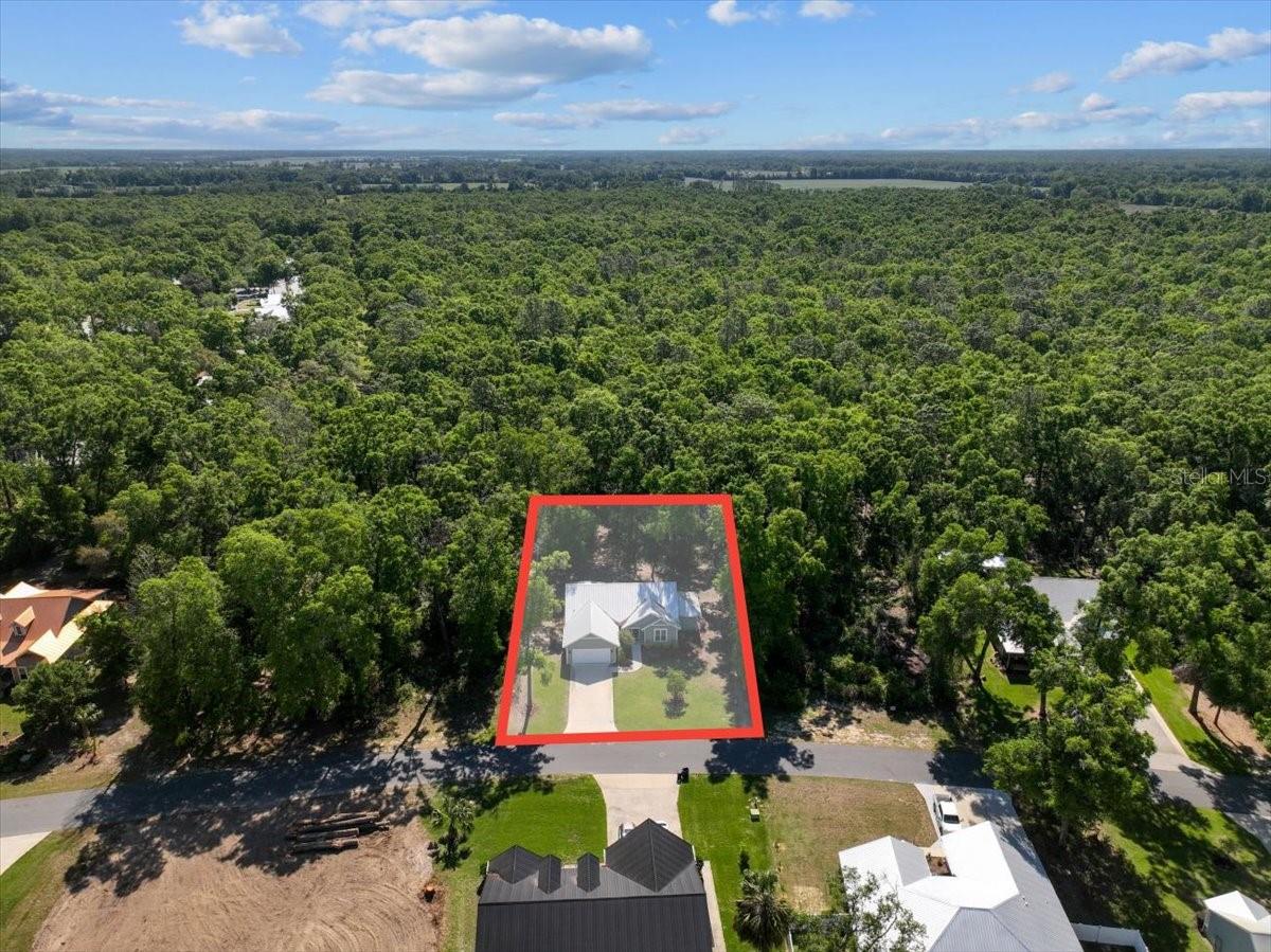 9300 EMILY DR, FANNING SPRINGS, FL, 32693