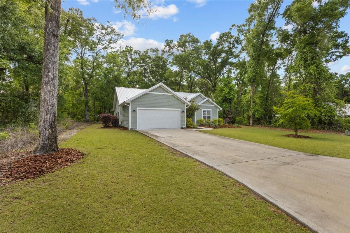 9300 EMILY DR, FANNING SPRINGS, FL, 32693