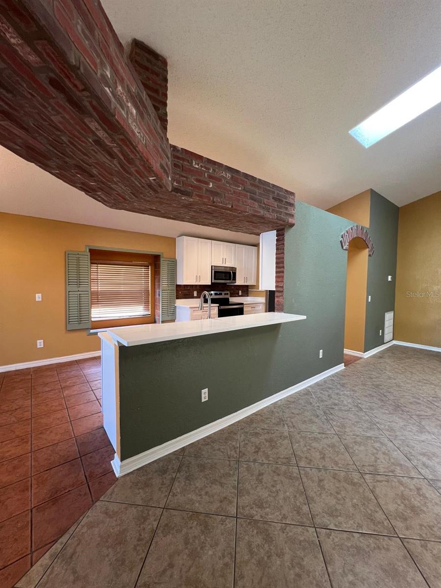 2439 SIWARD AVE, ORLANDO, FL, 32828