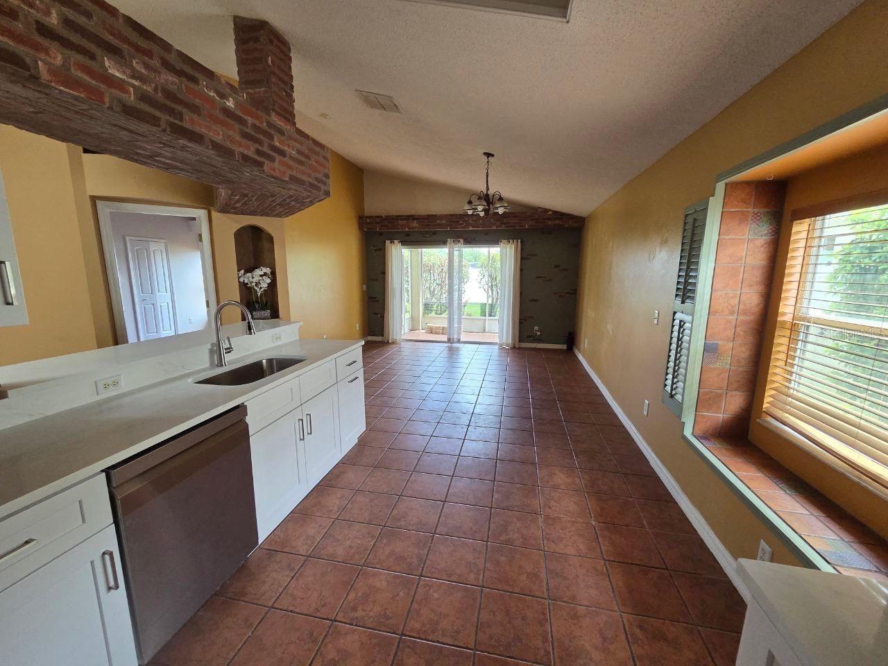 2439 SIWARD AVE, ORLANDO, FL, 32828