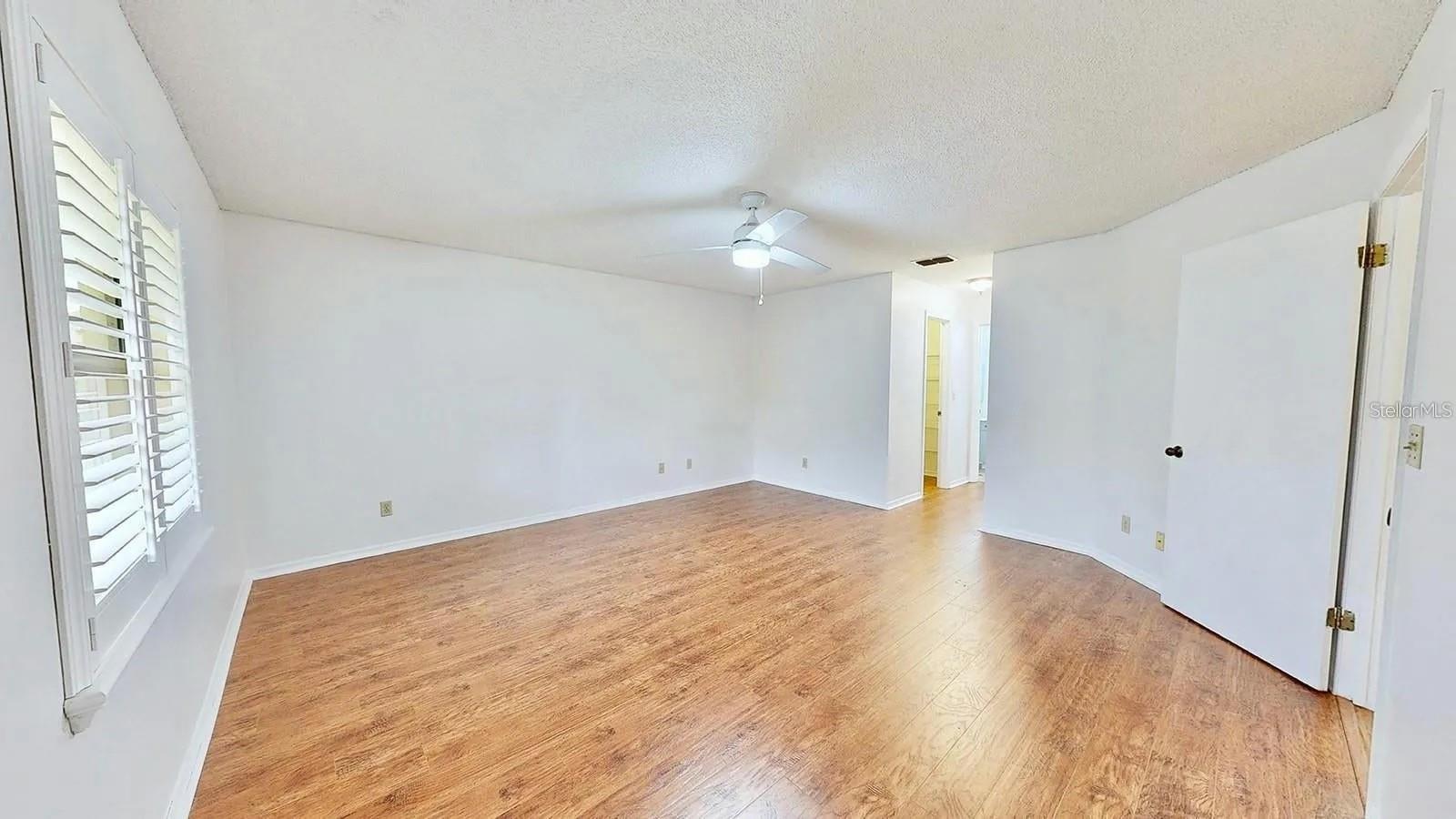 1526 LELAND DR, SUN CITY CENTER, FL, 33573