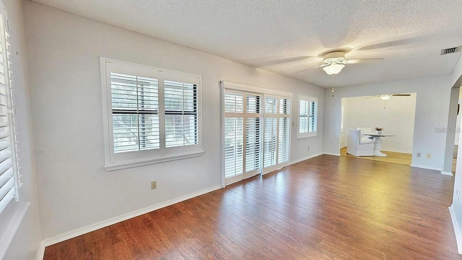 1526 LELAND DR, SUN CITY CENTER, FL, 33573