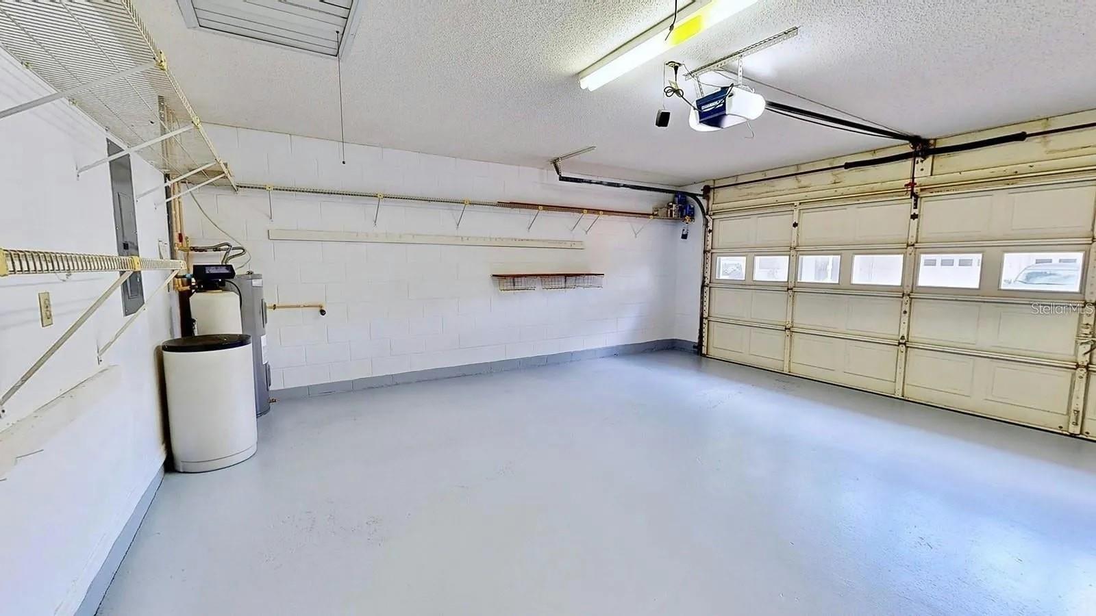 1526 LELAND DR, SUN CITY CENTER, FL, 33573