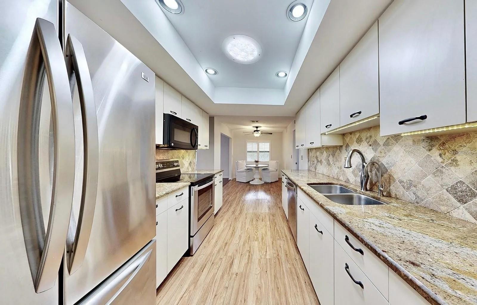 1526 LELAND DR, SUN CITY CENTER, FL, 33573