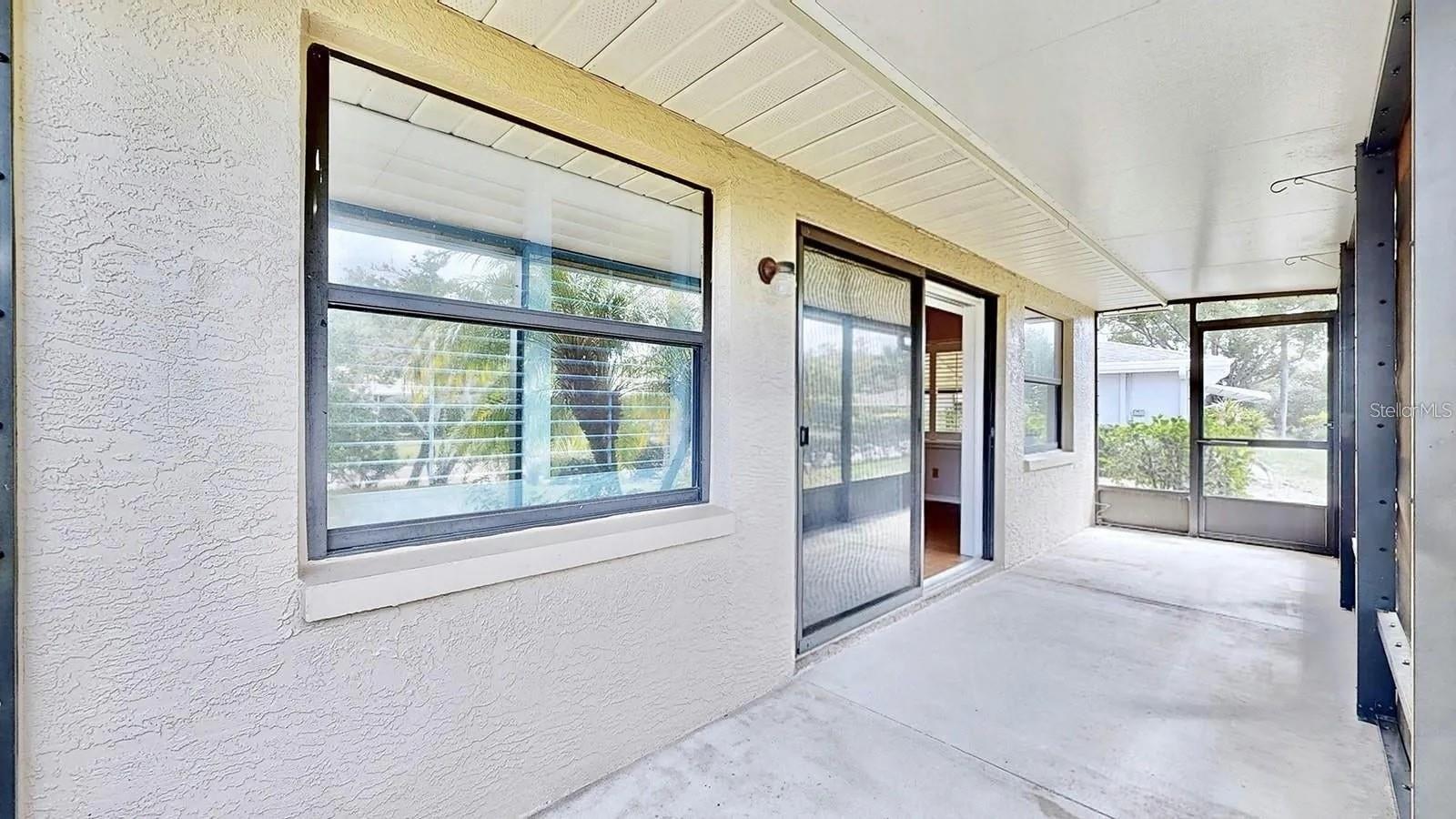 1526 LELAND DR, SUN CITY CENTER, FL, 33573