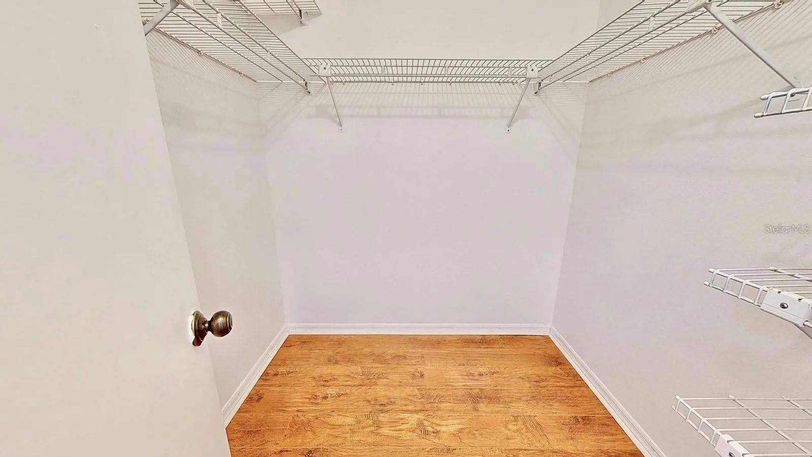 1526 LELAND DR, SUN CITY CENTER, FL, 33573