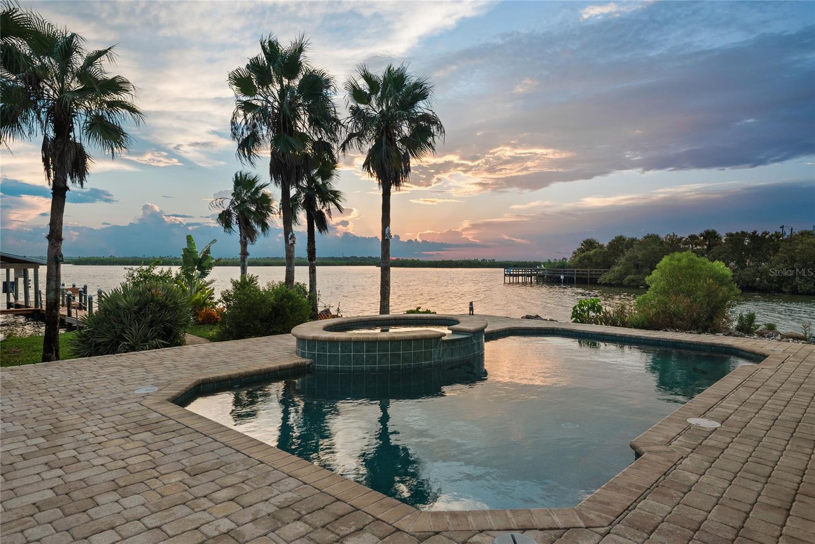 NS1085759 Property Photo