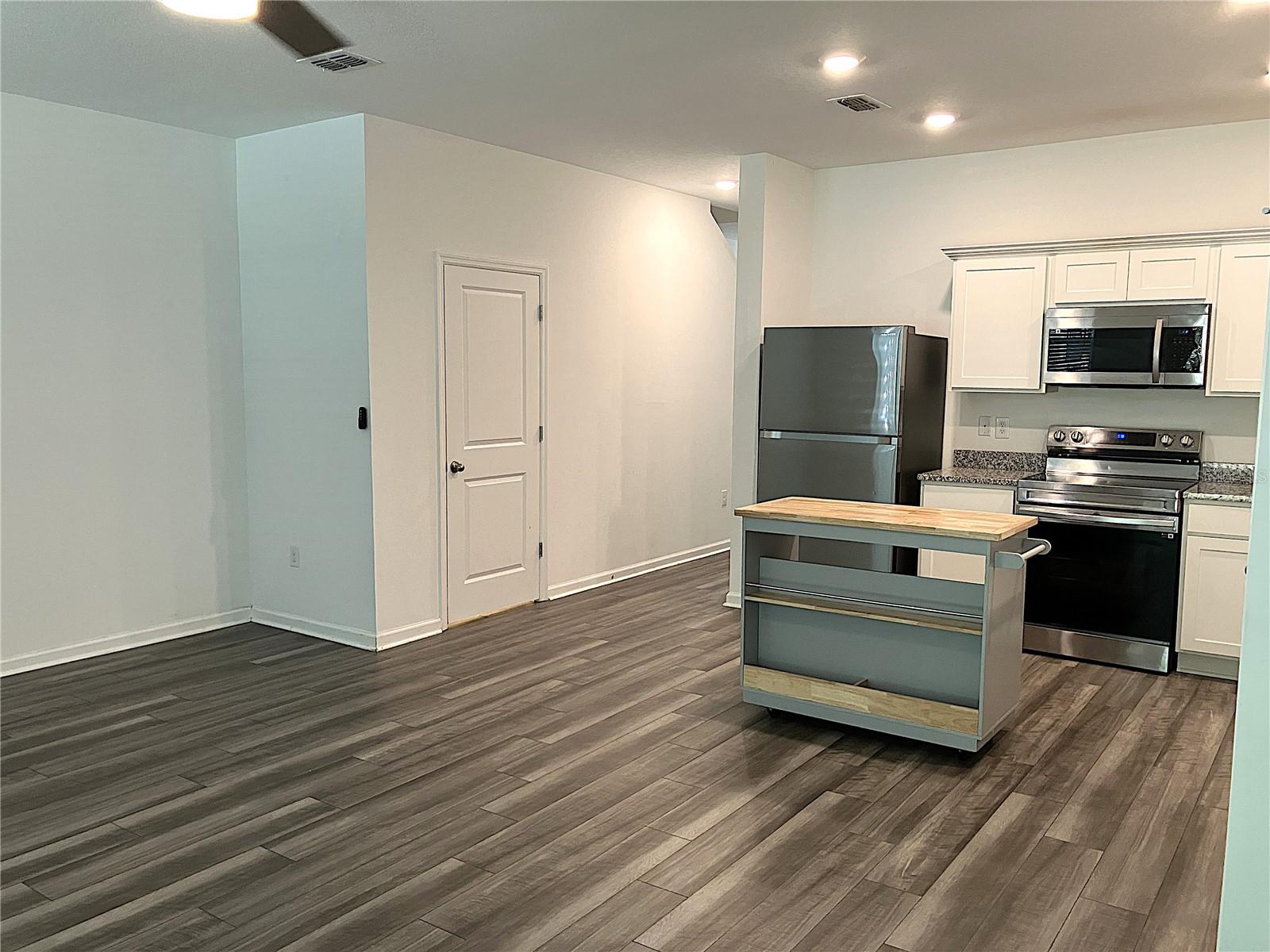 38061 ELBY LN, ZEPHYRHILLS, FL, 33542