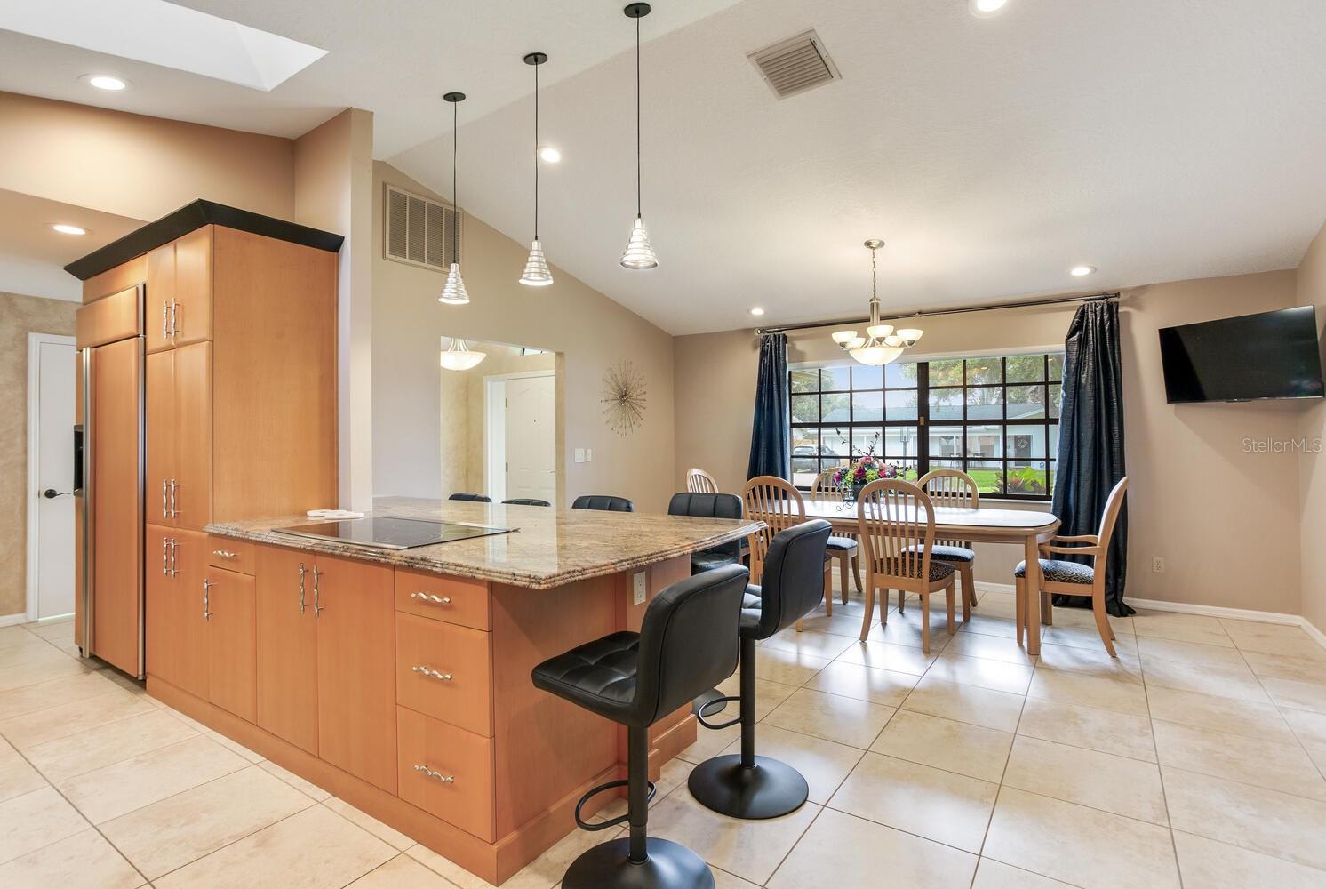 1374 VIEWTOP DR, CLEARWATER, FL, 33764