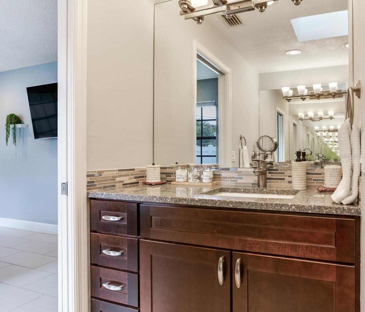 1374 VIEWTOP DR, CLEARWATER, FL, 33764